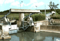 3908 La Taillée - Le barrage de la Boule-d'Or. Marais poitevin 