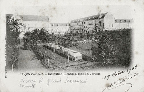 Les jardins de l'Institution Richelieu à Luçon. Marais poitevin