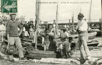 516 Arrivée des boucholeurs dans le port de l'Aiguillon-sur-Mer. Marais poitevin 