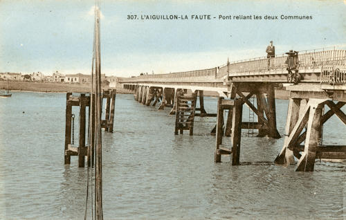 Pont reliant l'Aiguillon-sur-Mer et La Faute-sur-Mer. Marais poitevin