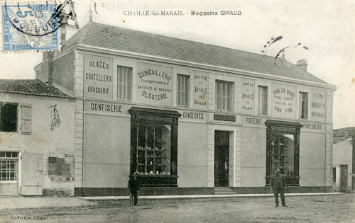 Magasins Giraud à Chaillé-les-Marais. Marais poitevin