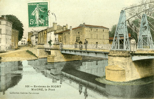 Le pont de Magné. Marais poitevin