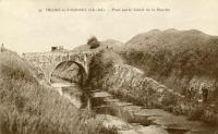 610 Pont sur le Canal de la Banche à Thairé-le-Fagnoux. Marais poitevin 