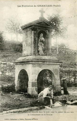 La Fontaine de Charzay à Fontenay-le-Comte. Marais poitevin