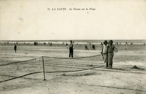 La Faute-sur-Mer, le tennis sur la plage