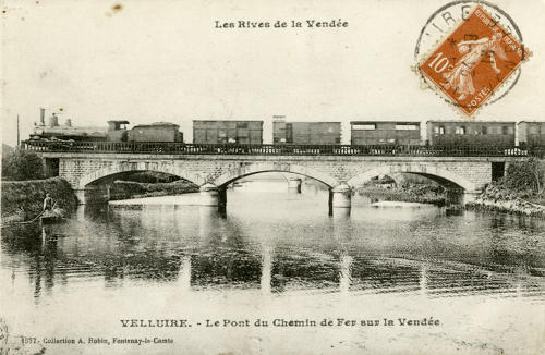 Velluire – Le pont de chemin de fer sur La Vendée. Marais poitevin