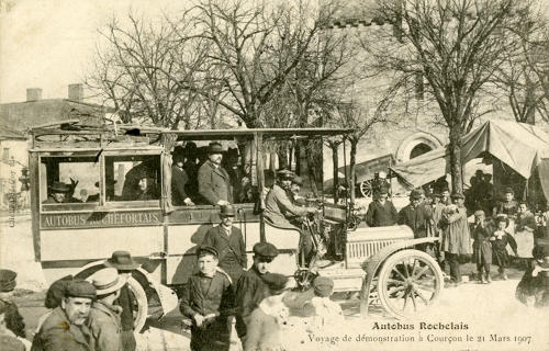 Autobus Rochelais. Voyage de démonstration à Courçon-d'Aunis le 21 mars 1907