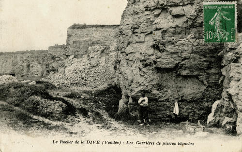 Saint-Michel-en-l'Herm. Le Rocher de la Dive, les Carrières de pierres blanches