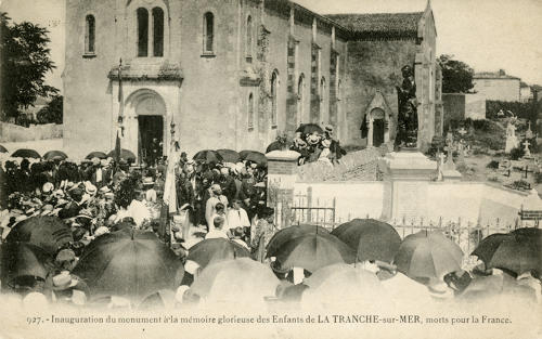 Inauguration du monument à la mémoire glorieuse des Enfants de La Tranche-sur-Mer, morts pour la France