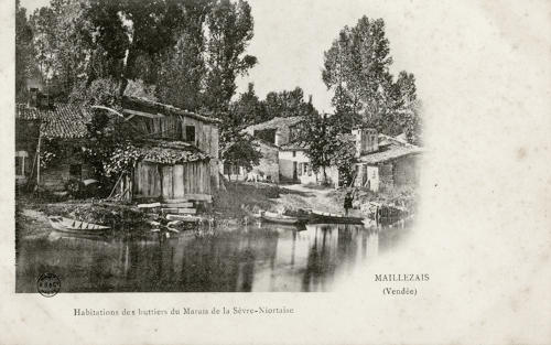 Maillezais – Habitations des huttiers du Marais de la Sèvre niortaise