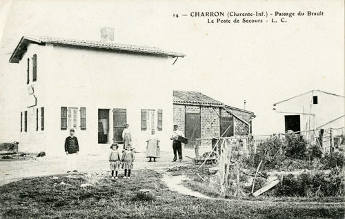 Charron – Passage du Brault – le Poste de secours