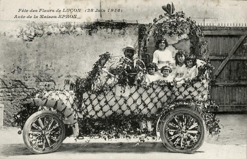 Luçon (28 juin 1914) – Fête des fleurs. Auto de la Maison Epron