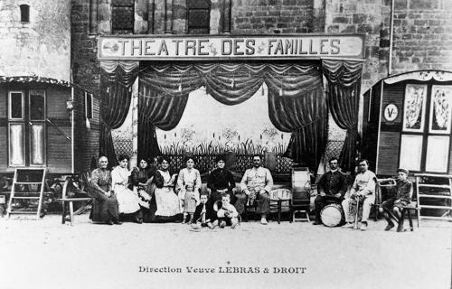 Arçais - Théâtre des familles, direction Veuve lebras & Droit. Marais poitevin