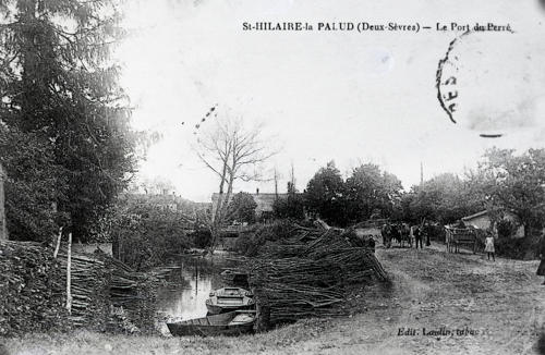 Saint-Hilaire-la-Palud - Le Port du Perré. Marais poitevin