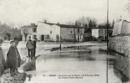 Niort - La crue de la Sèvre, le 28 février 1906 - Le Canal Saint-Martin. Marais poitevin