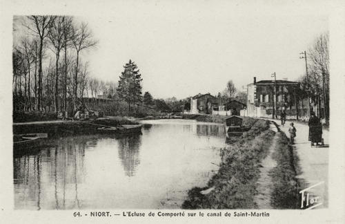 Niort - L'écluse de Comporté sur le canal de Saint-Martin. Marais poitevin