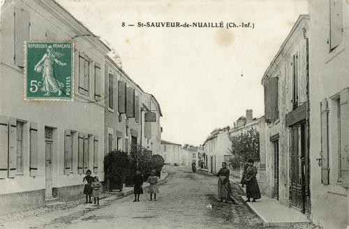 Saint-Sauveur-d'Aunis - Le centre bourg. Marais poitevin