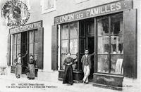 3062 Arçais - Vue de magasins de l'Union de Familles. Marais poitevin 