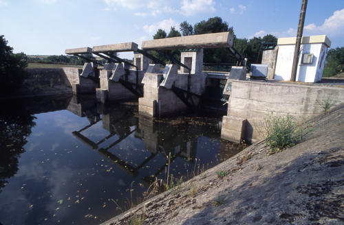 Fontenay-le-Comte - Barrage de Boisse. Marais poitevin
