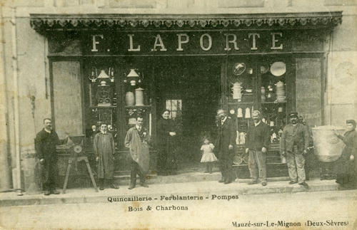 Mauzé-sur-le-Mignon - Quincaillerie, ferblanterie F. Laporte. Marais poitevin