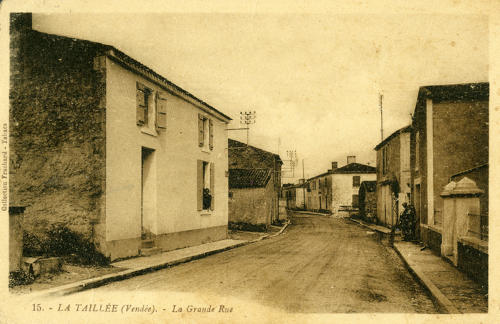 La Taillée - La Grande-Rue. Marais poitevin