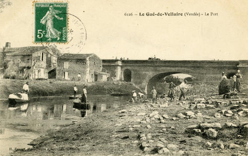 Le Gué-de-Velluire - Le Port. Marais poitevin
