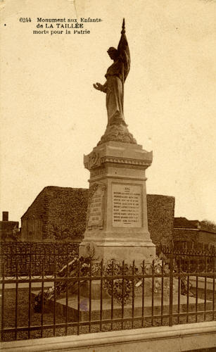 La Taillée - Monument aux enfants morts pour la patrie. Marais poitevin