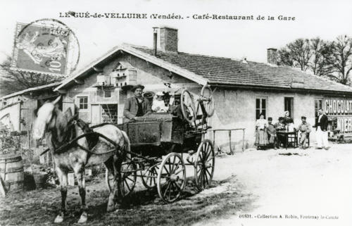 Le Gué-de-Velluire - Café-restaurant de la Gare. Marais poitevin