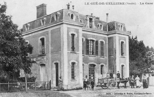Le Gué-de-Velluire - La Gare. Marais poitevin