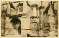 3991 Benet - Façade romane de l'Eglise. Marais poitevin 