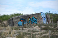 5670 La Tranche-sur-Mer - Blockhaus tagué sur la dune 