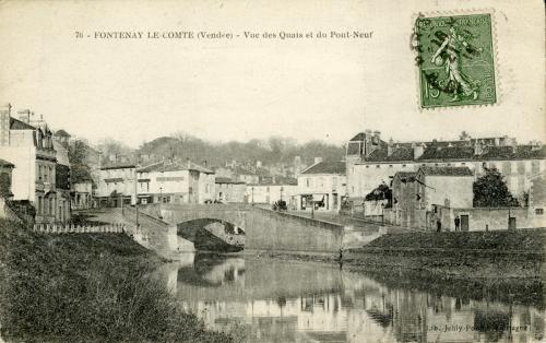 Fontenay-le-Comte - Vue des quais et du Pont-Neuf