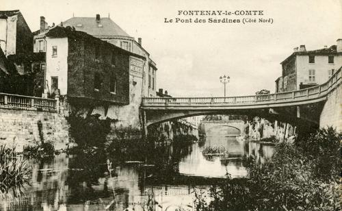 Fontenay-le-Comte - Le Pont des Sardines, côté Nord