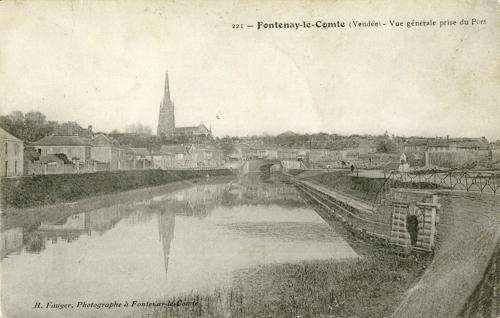 Fontenay-le-Comte - Vue générale prise du Port