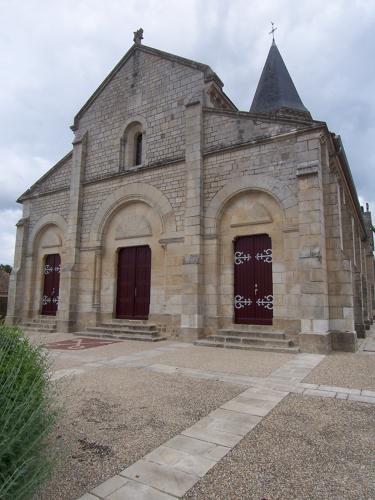 Eglise romane de Saint Pierre le Vieux