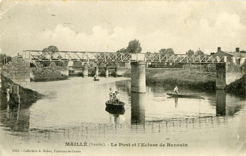 Maillé (Vendée) - Le Pont et l'Écluse de Bazoin