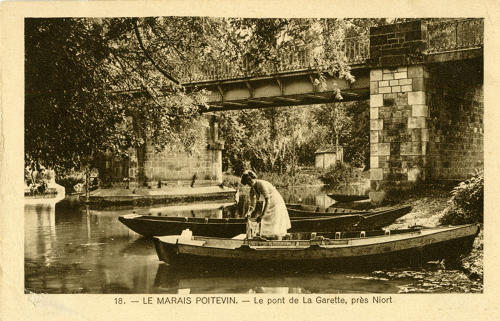Le Marais poitevin - Le pont de La Garette, près de Niort