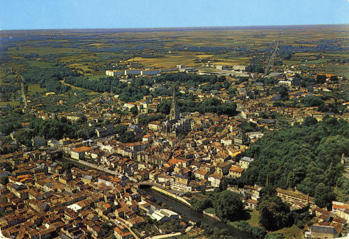 Fontenay-le-Comte - Vue générale aérienne