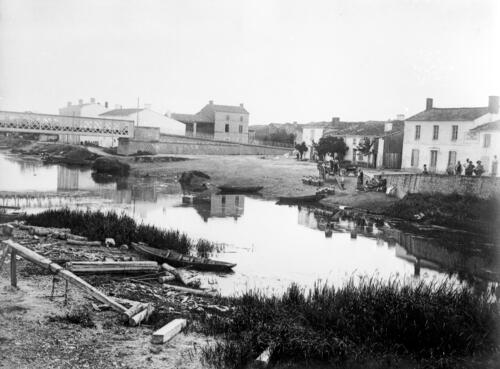 Le port de Damvix (85) vers 1900