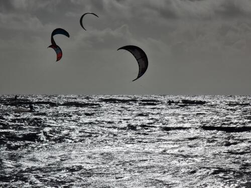 Kitesurf sur le littoral rochelais