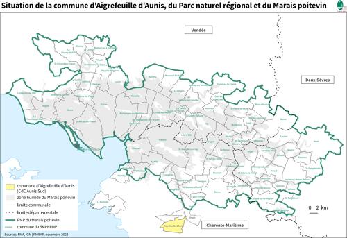 Situation de la commune d'Aigrefeuille d'Aunis, du Parc naturel régional et du Marais poitevin